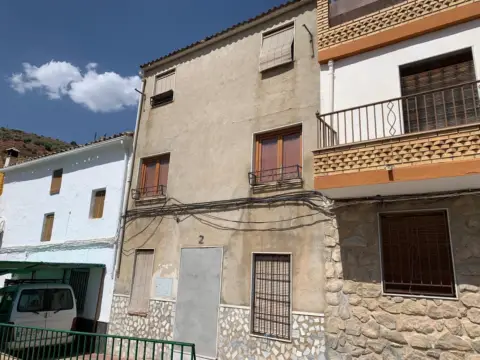 Casa en calle de Almadén, 2
